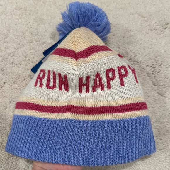 Brooks Heritage Pom Beanie Run Happy Sand Purple - Picture 7 of 7